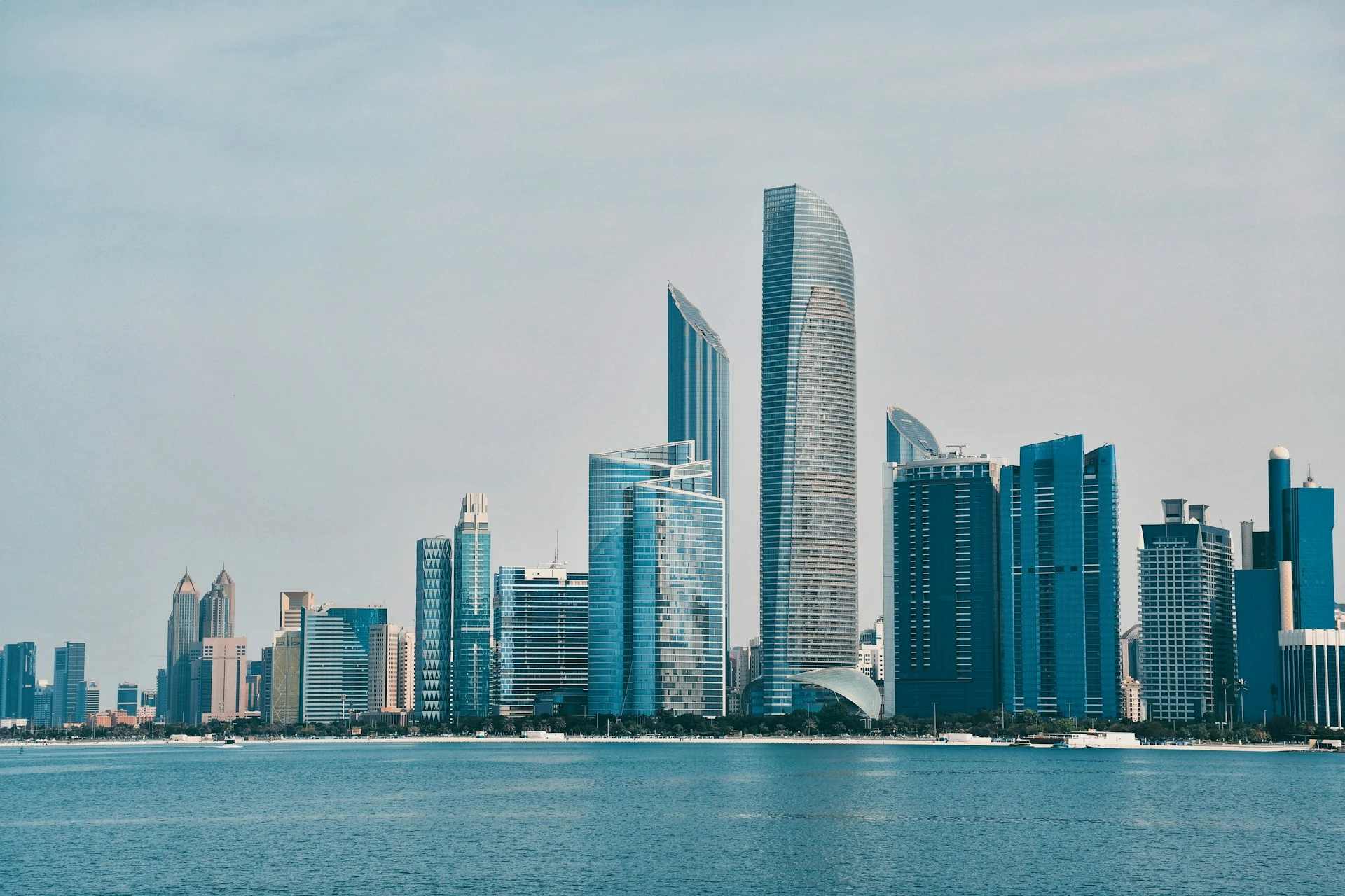 20 Best Hotels in Abu Dhabi: Where Luxury Meets Culture