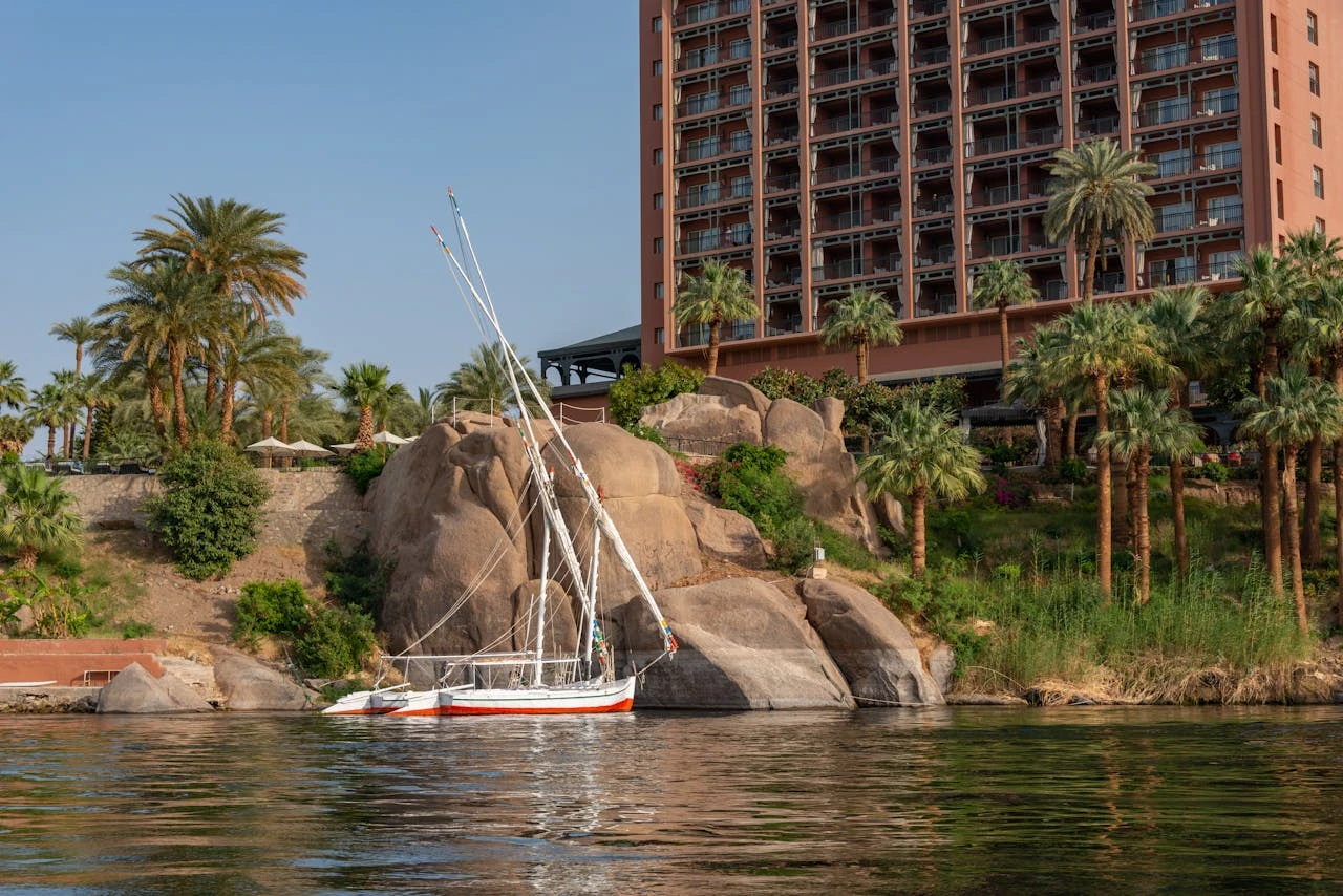 Top 10 Best Hotels in Egypt – Luxury Stays from Cairo to Luxor