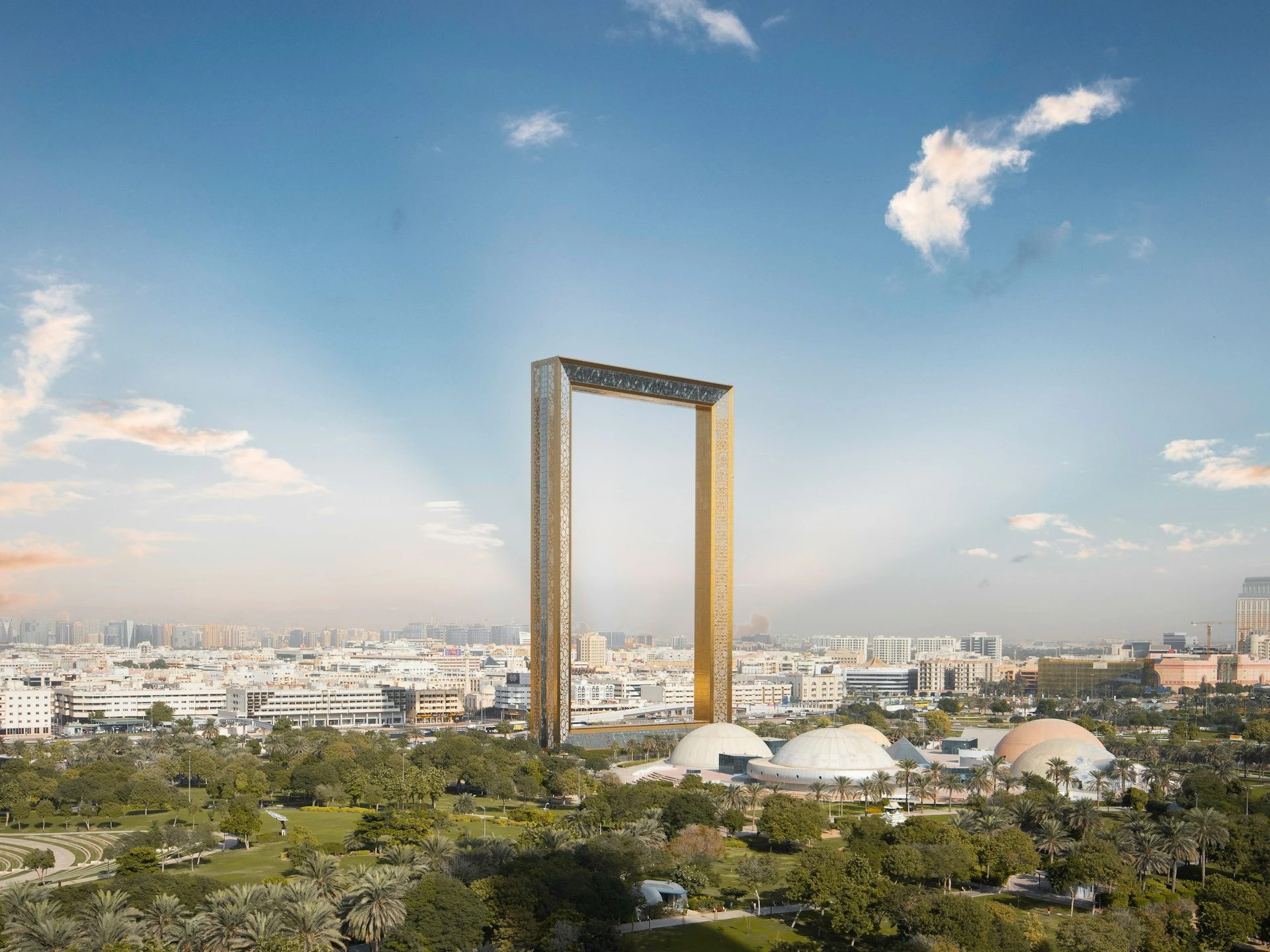 Dubai Golden Visa 2025 – Who’s Eligible and How to Apply