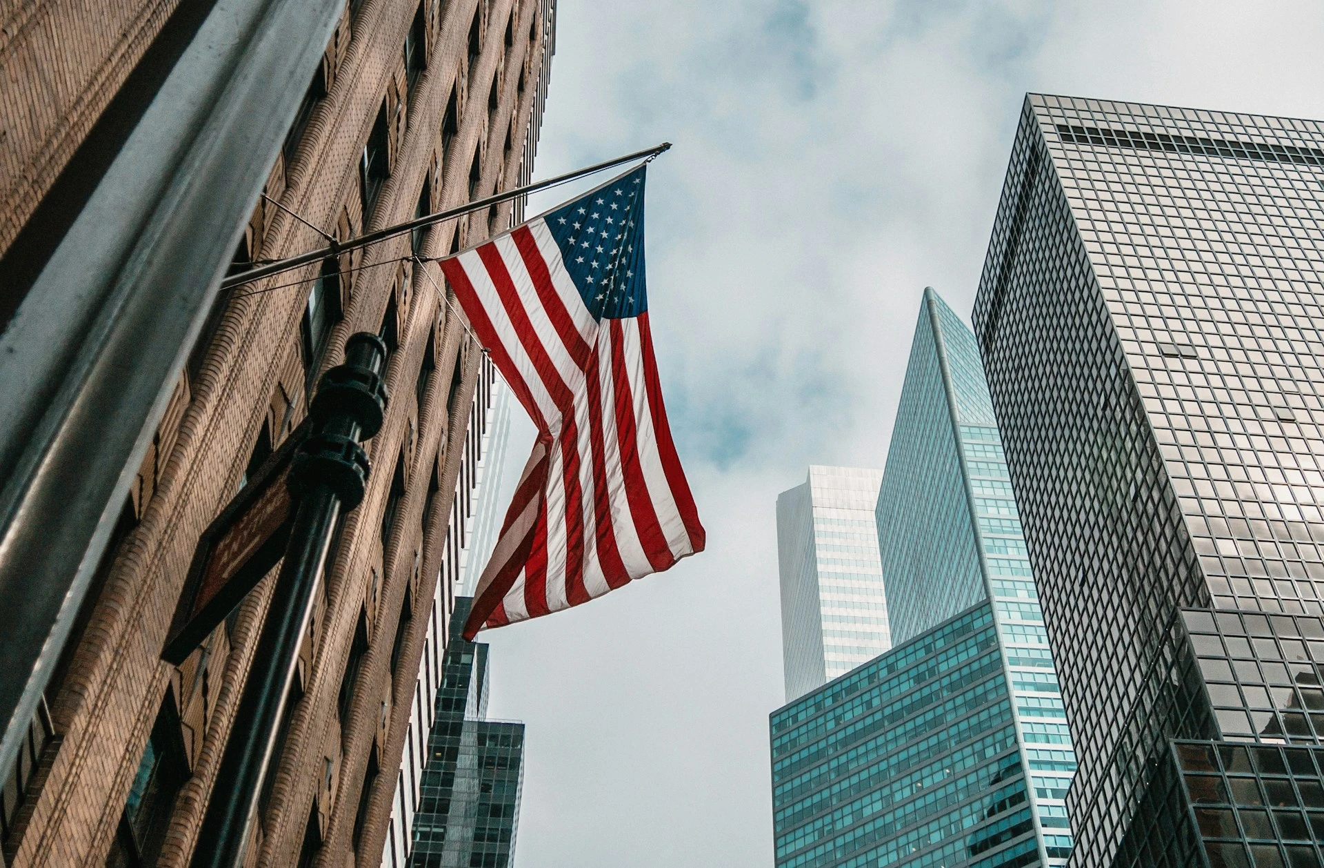 ESTA Visa – How to Apply & What You Need to Know Now
